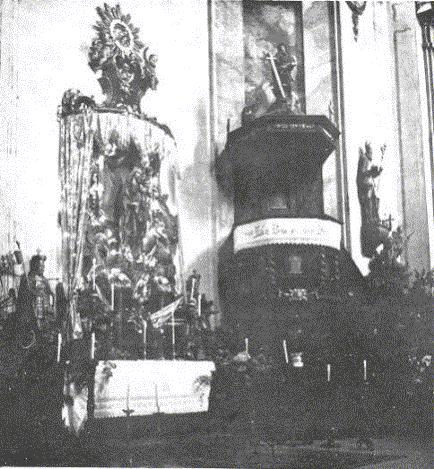 LA CHAIRE ET L'AUTEL DE LA VIERGE MARIE